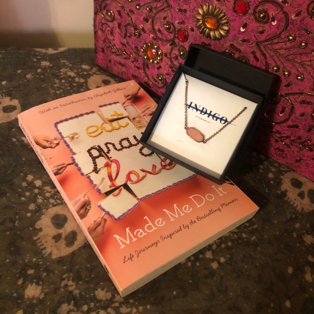NWT Indigo Authority Mila Peach Quartz Druzy Bracelet and “Eat Pray Love….” Book